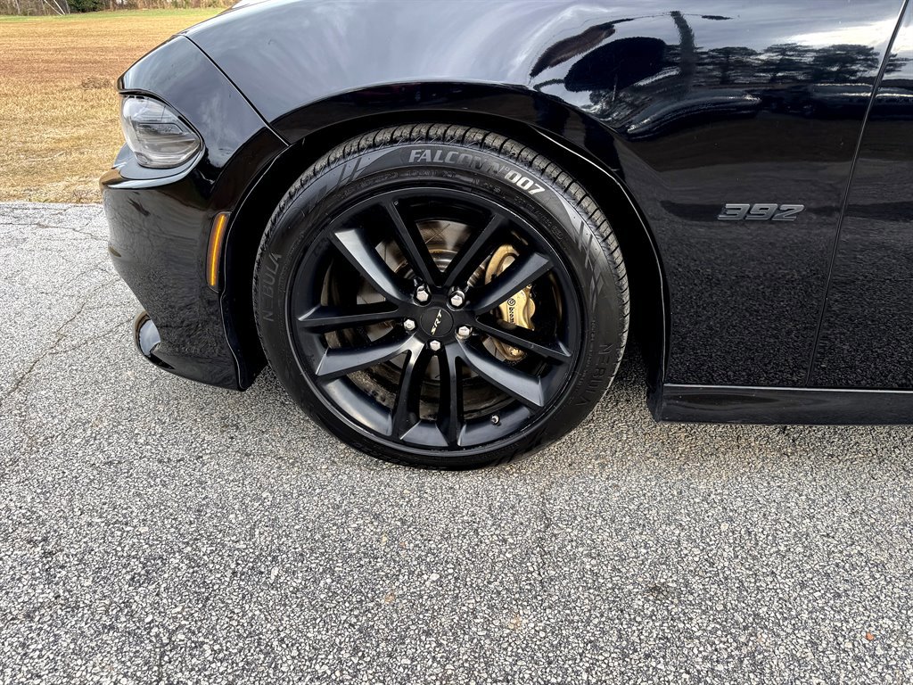 Used 2019 Dodge Charger Scat Pack w/ Stars & Stripes Edition image 12