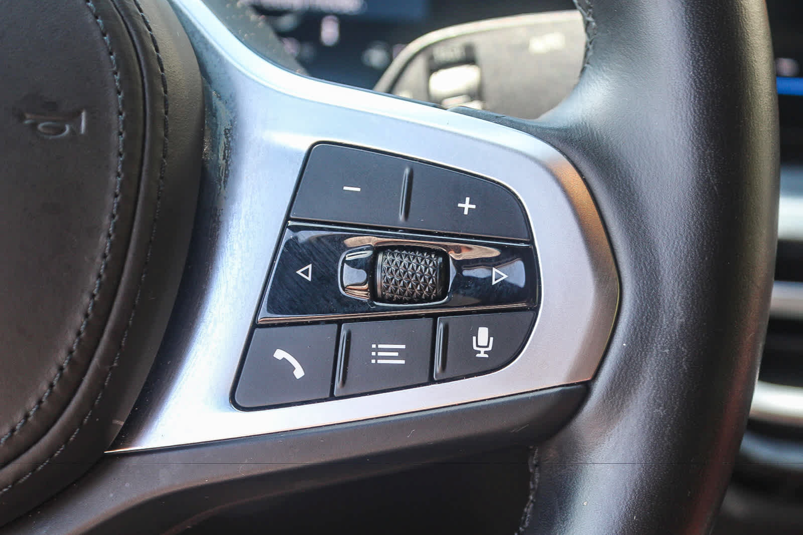 Used 2024 BMW i4 eDrive35 w/ M Sport Package RWD image 23