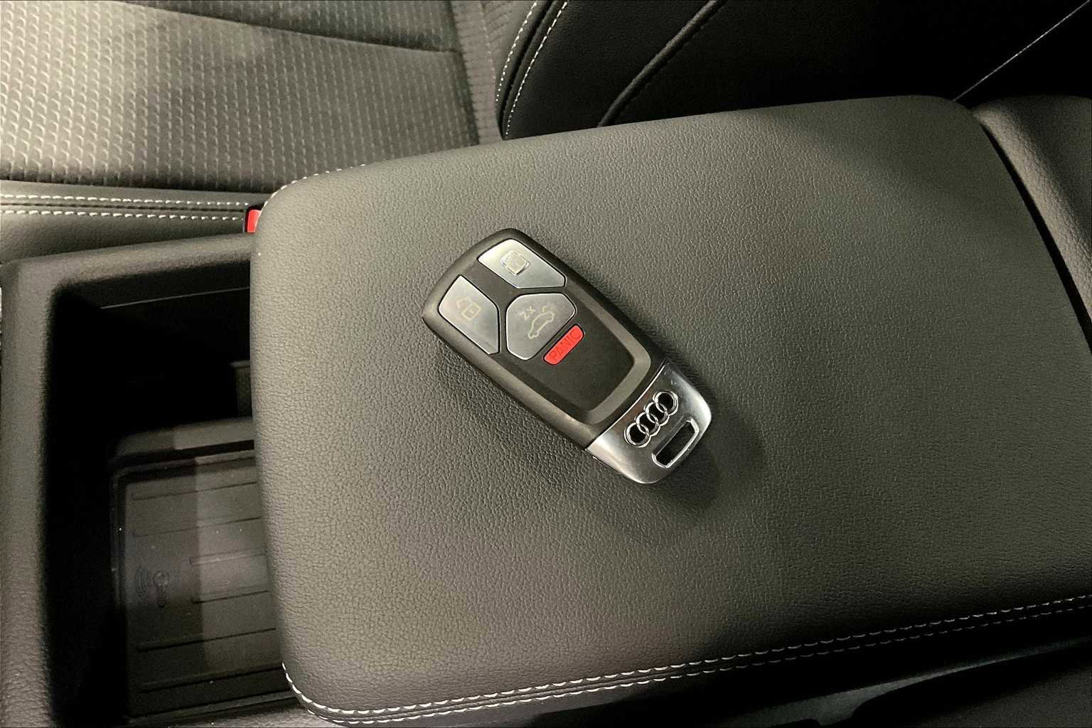 Used 2025 Audi A5 2.0T Premium Plus w/ Premium Plus image 13