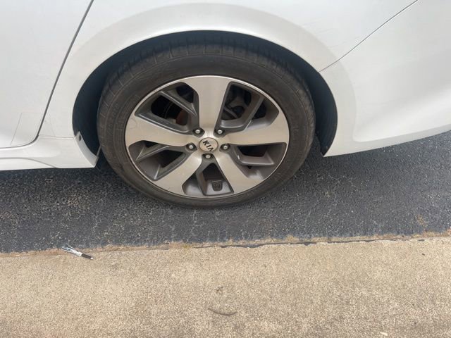 Used 2018 Kia Optima S image 6