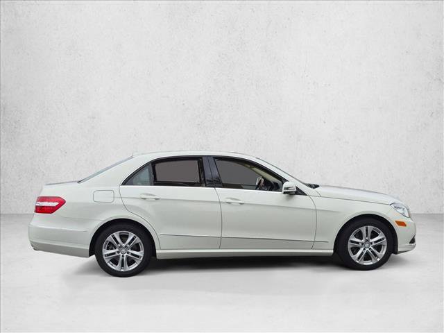 Used 2011 Mercedes-Benz E 350 Sedan image 4