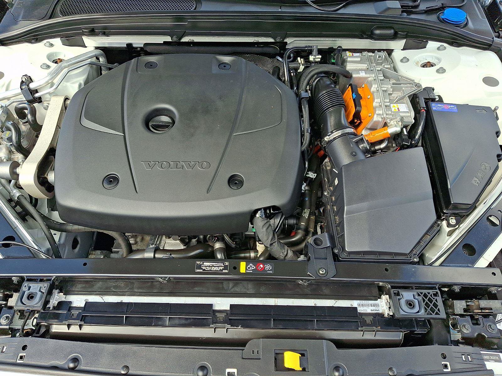Certified 2024 Volvo S60 T8 Plus w/ Climate Package AWD/4WD image 27