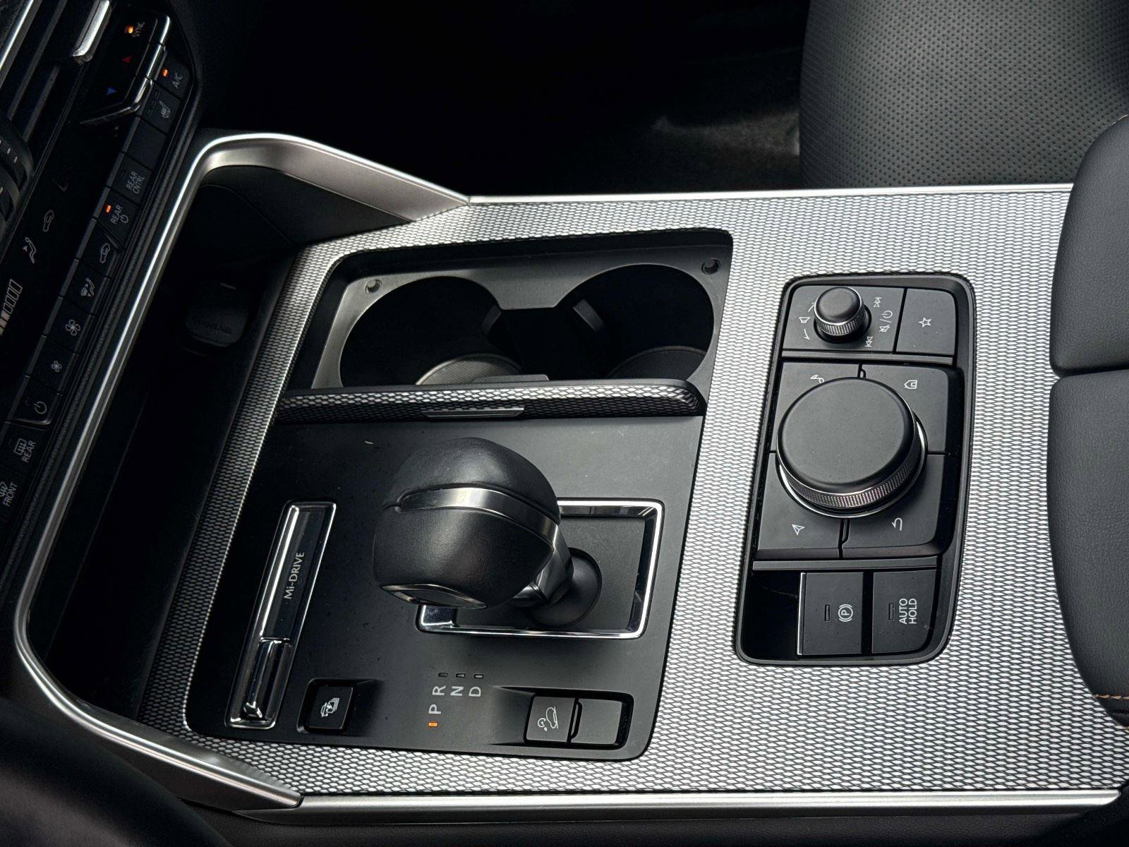 Certified 2024 MAZDA CX-90 Plug-In Hybrid w/ Preferred AWD/4WD image 28