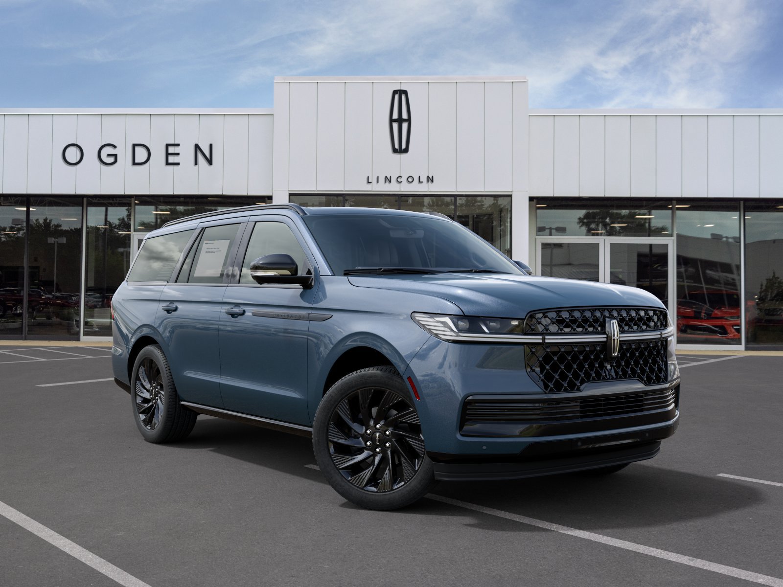 New 2027 Lincoln Navigator Reserve w/ Jet Appearance Package AWD/4WD image 4