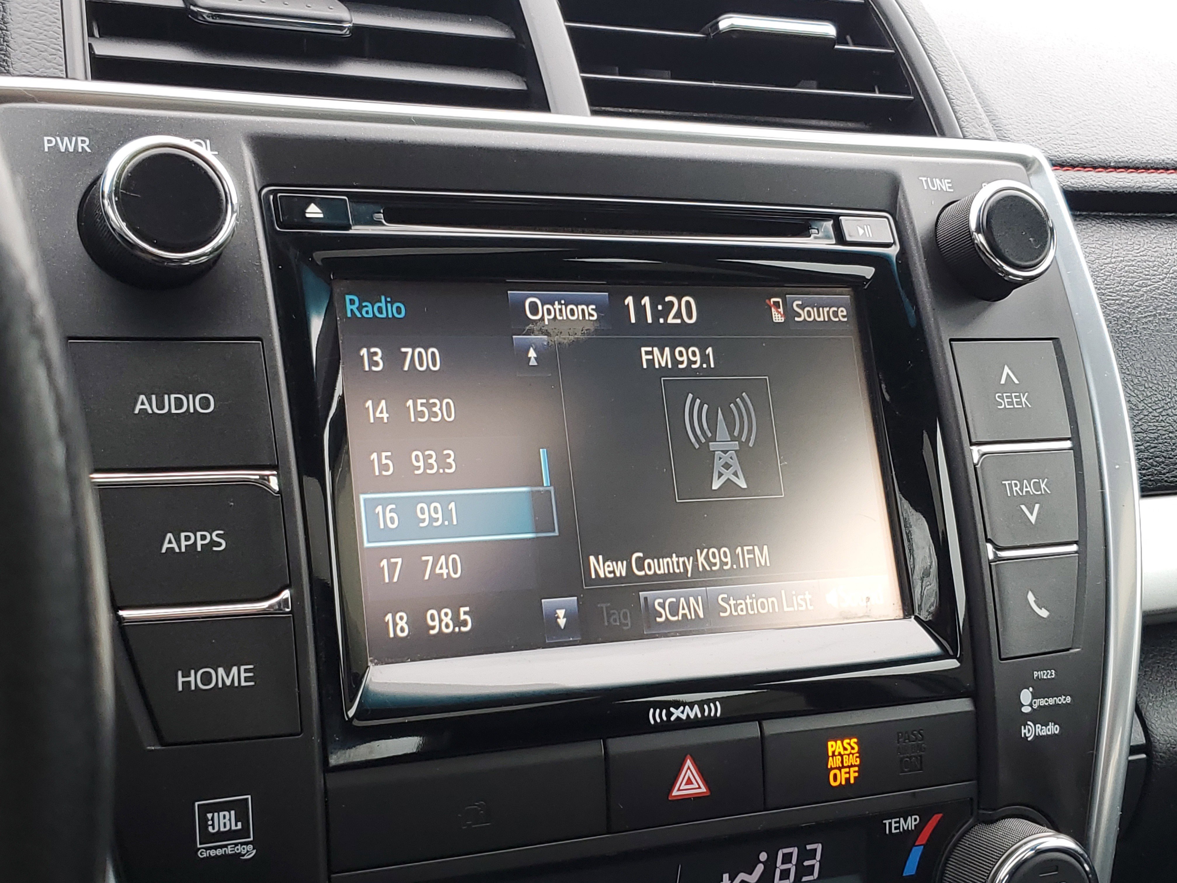 Used 2017 Toyota Camry XSE image 20