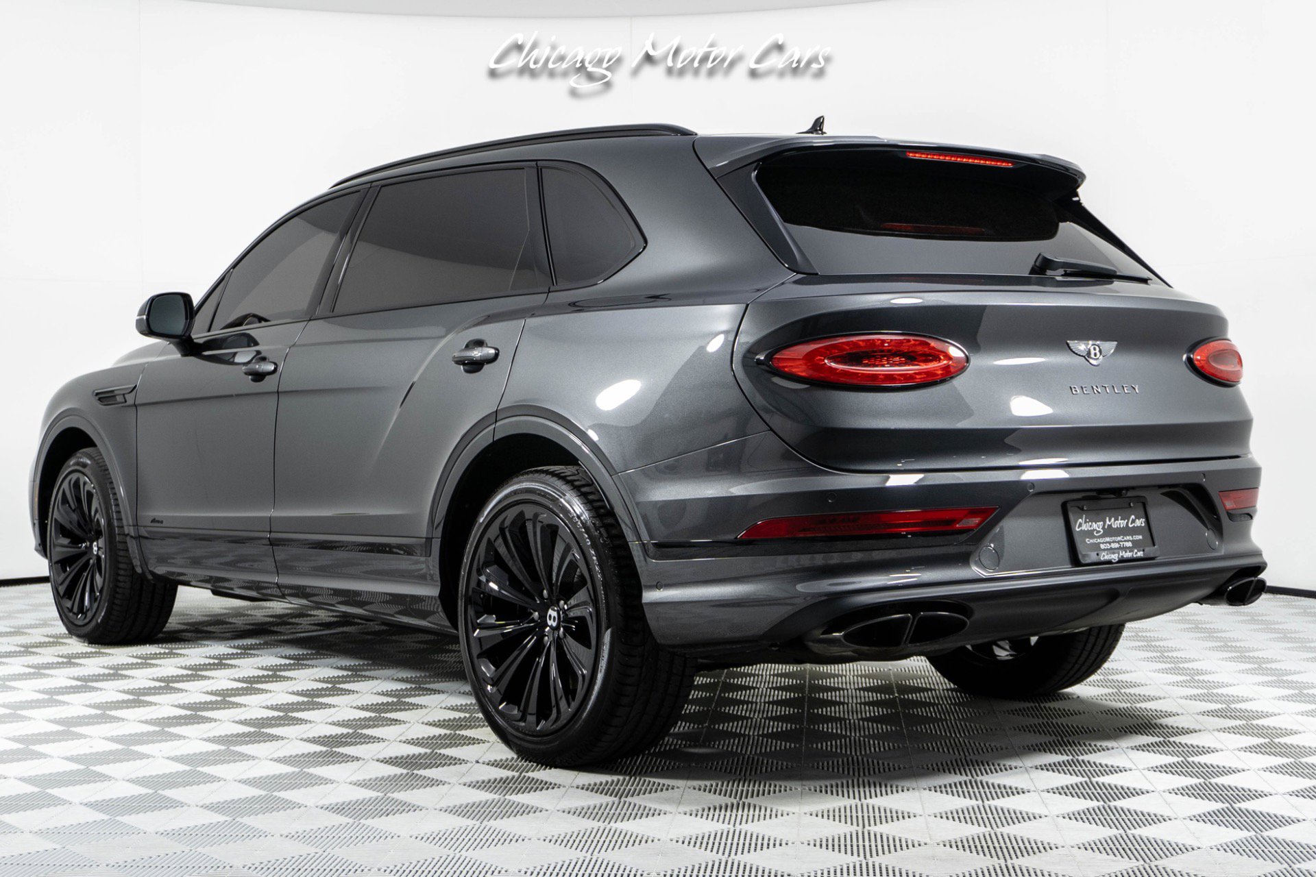 Used 2023 Bentley Bentayga Extended Wheelbase image 11