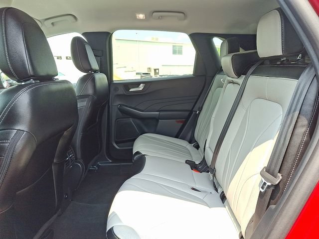 Used 2026 Ford Escape SE w/ PHEV Premium Package FWD image 10
