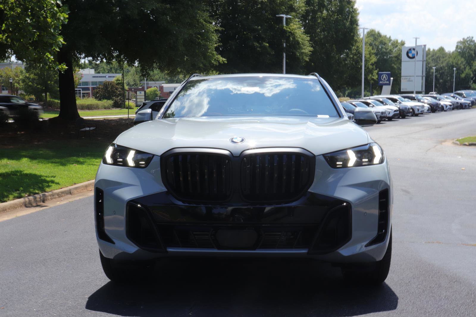 New 2026 BMW X5 xDrive40i image 2