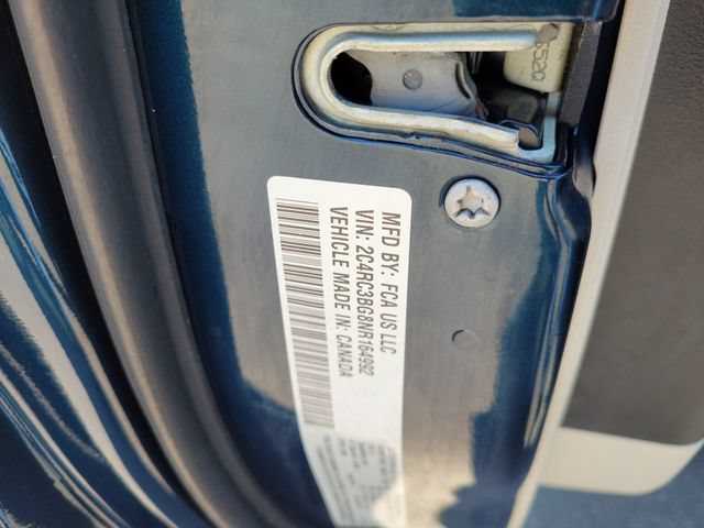 Used 2022 Chrysler Pacifica Touring-L AWD/4WD image 19