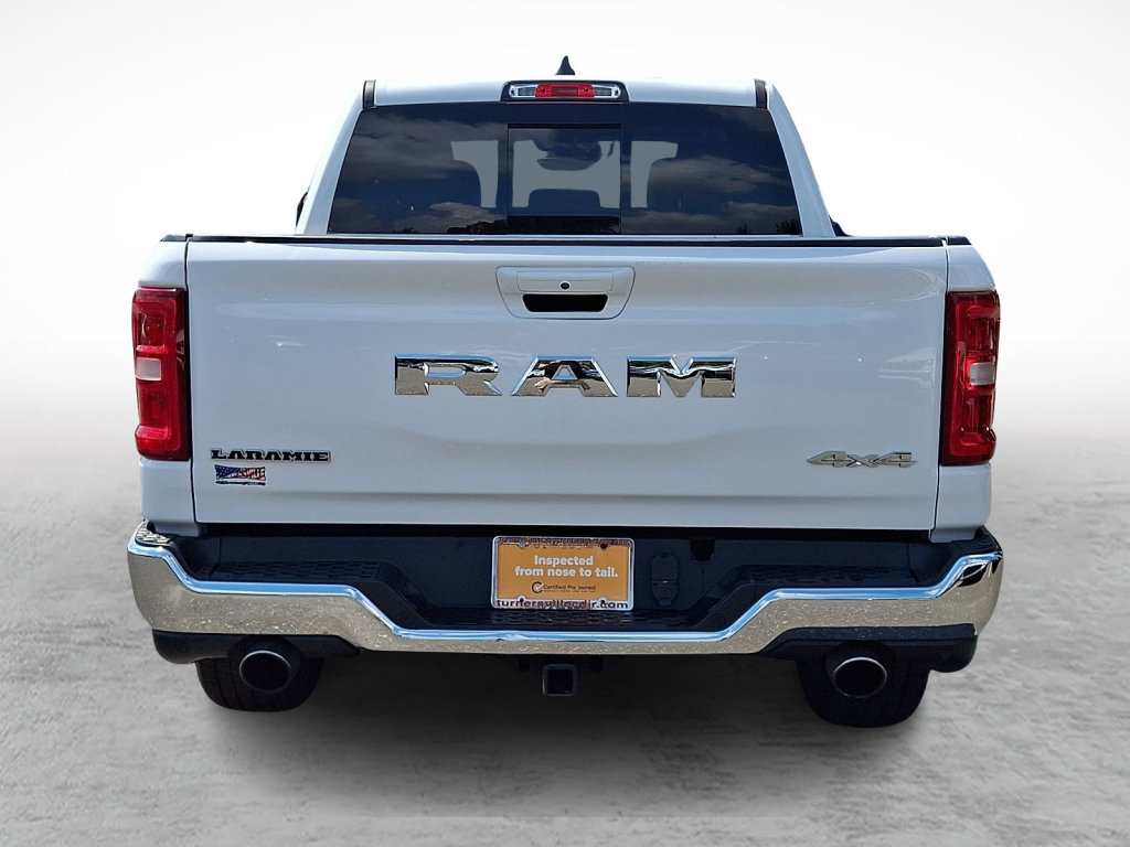 Used 2025 RAM 1500 Laramie AWD/4WD image 4