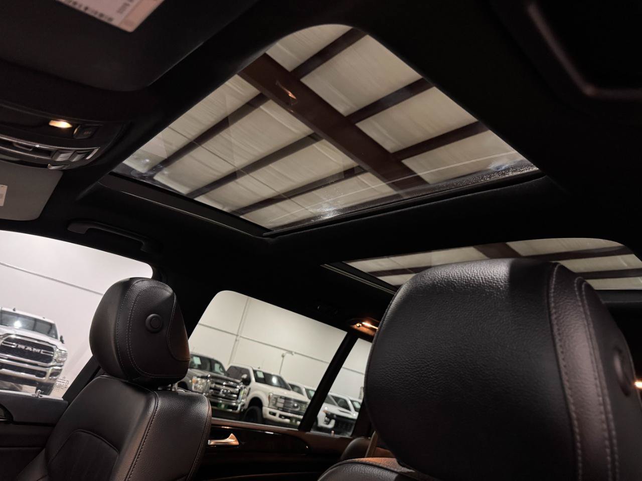 Used 2018 Mercedes-Benz GLS 450 4MATIC image 29