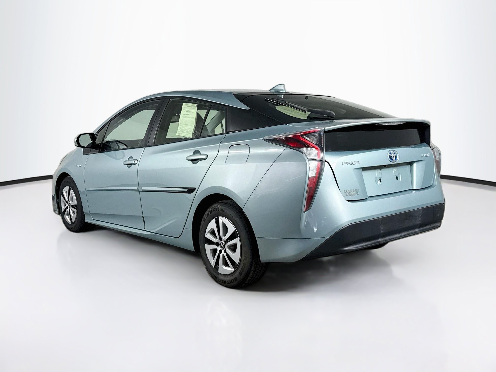 Used 2017 Toyota Prius Four FWD image 31