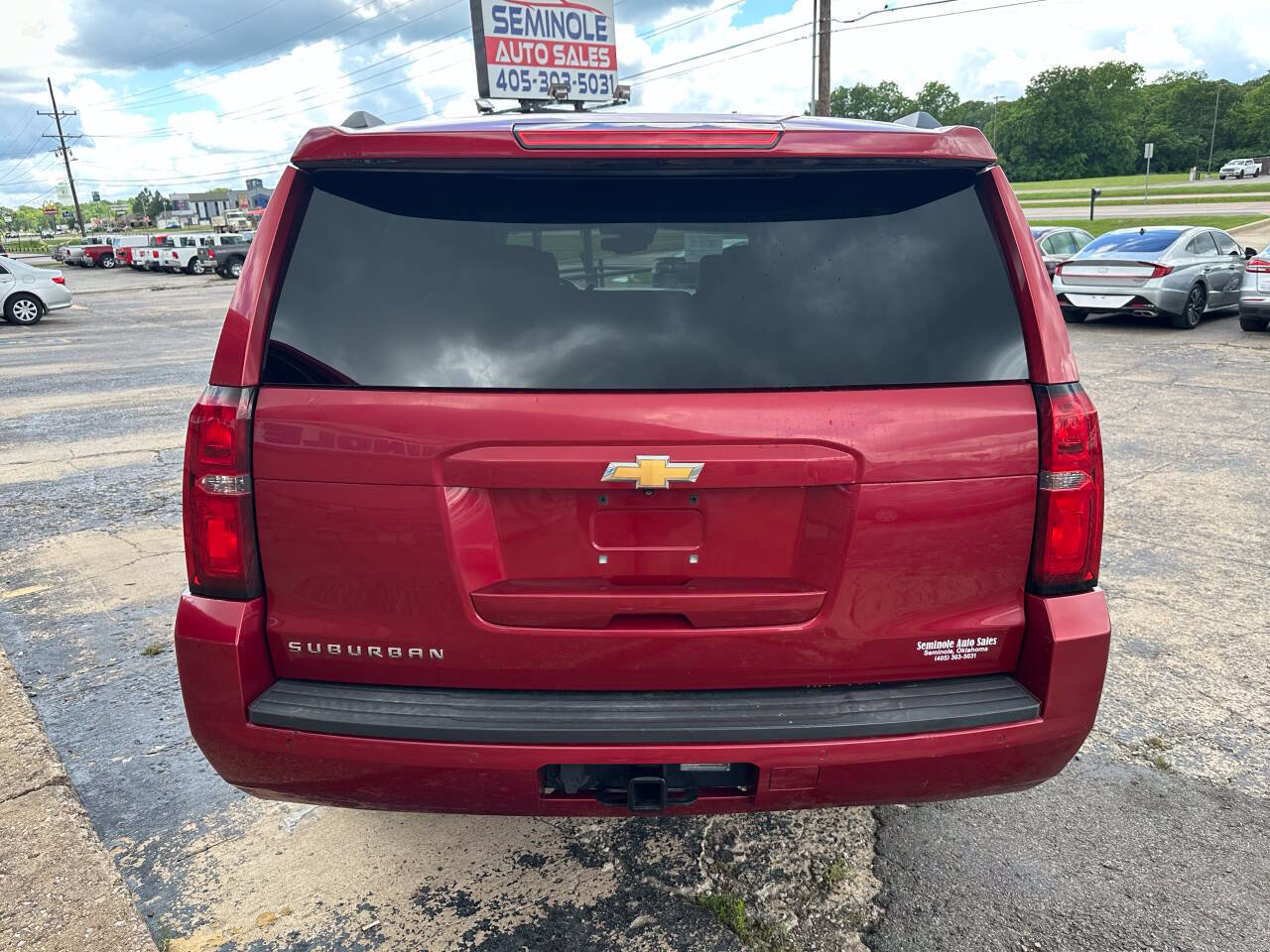Used 2015 Chevrolet Suburban LT RWD image 8