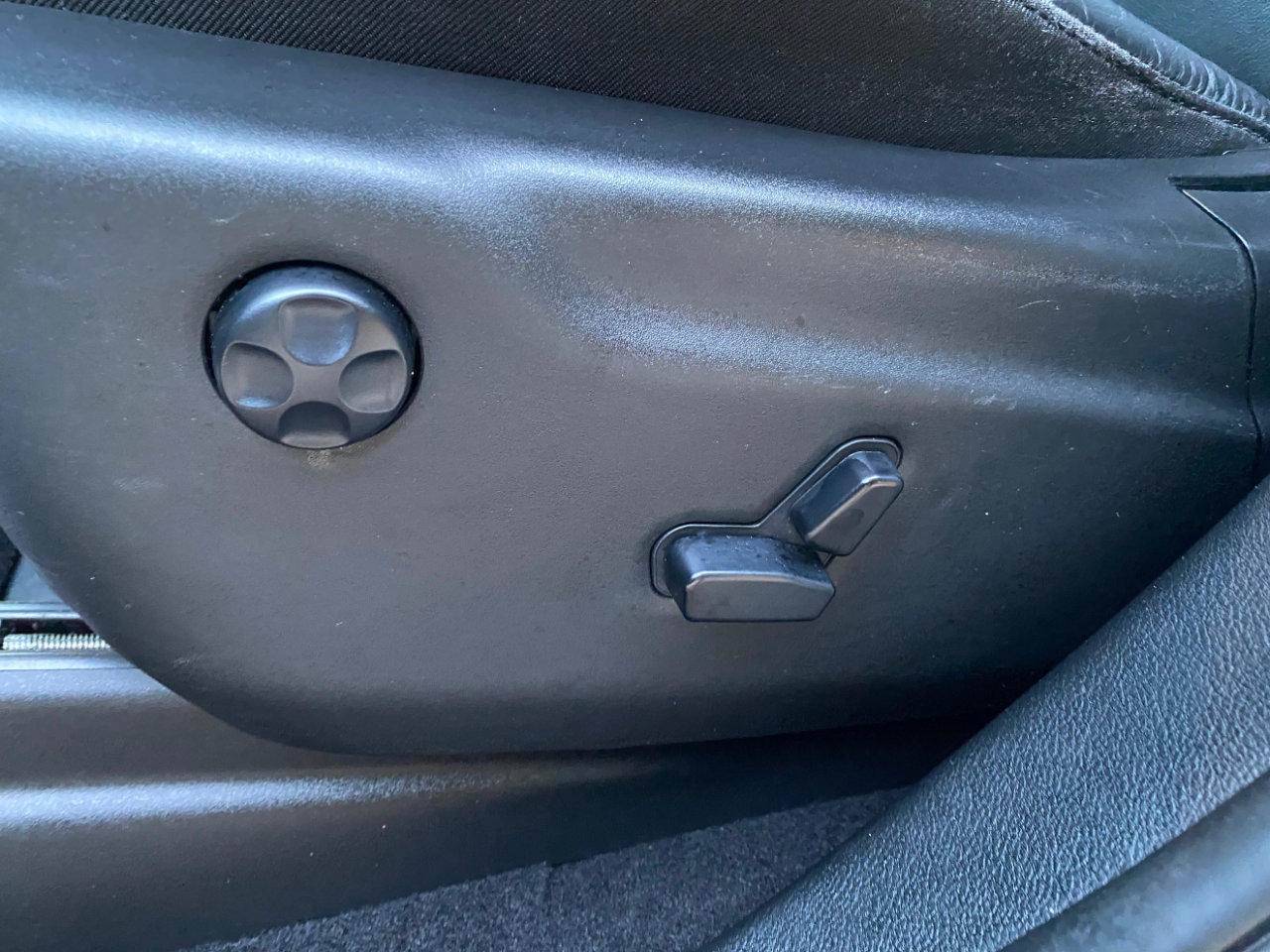 Used 2020 Dodge Durango GT w/ Blacktop Package image 32