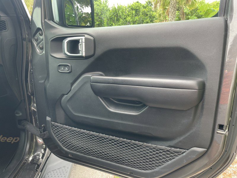 Used 2020 Jeep Gladiator Sport w/ Quick Order Package 24S image 28