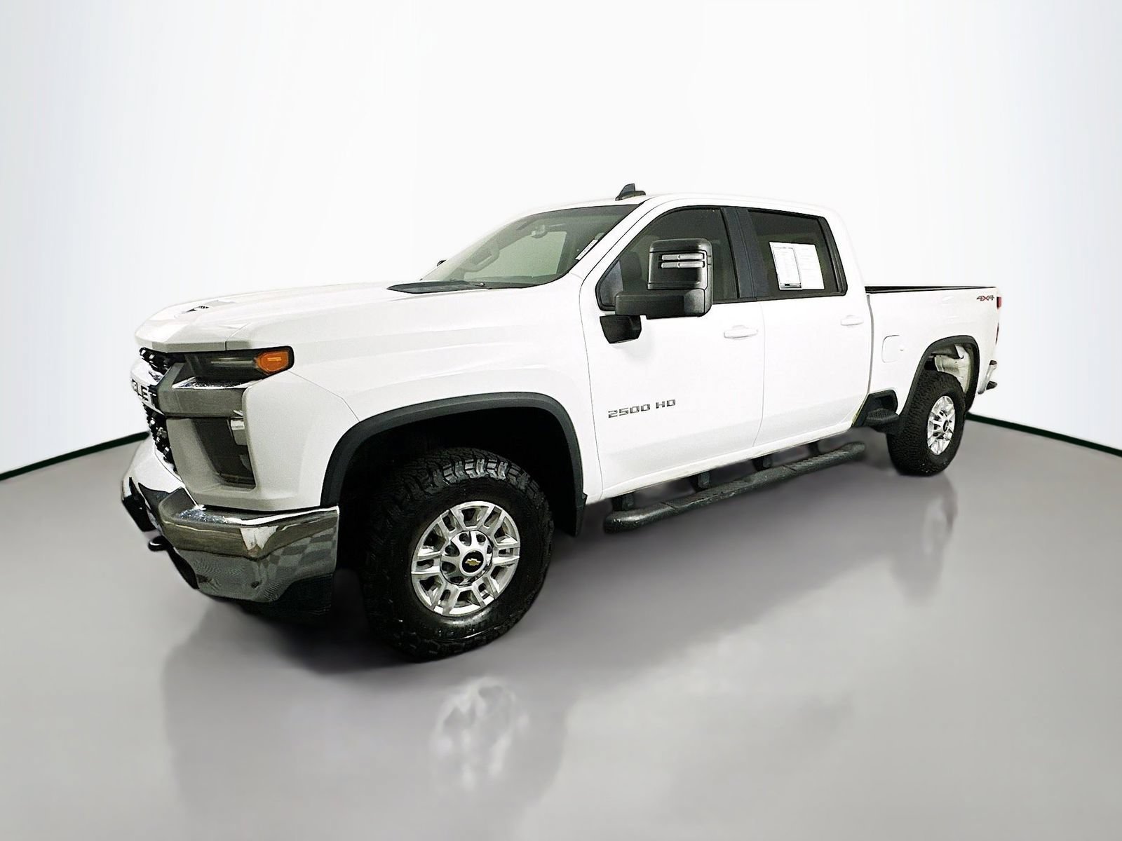 Used 2020 Chevrolet Silverado 2500 LT AWD/4WD image 3