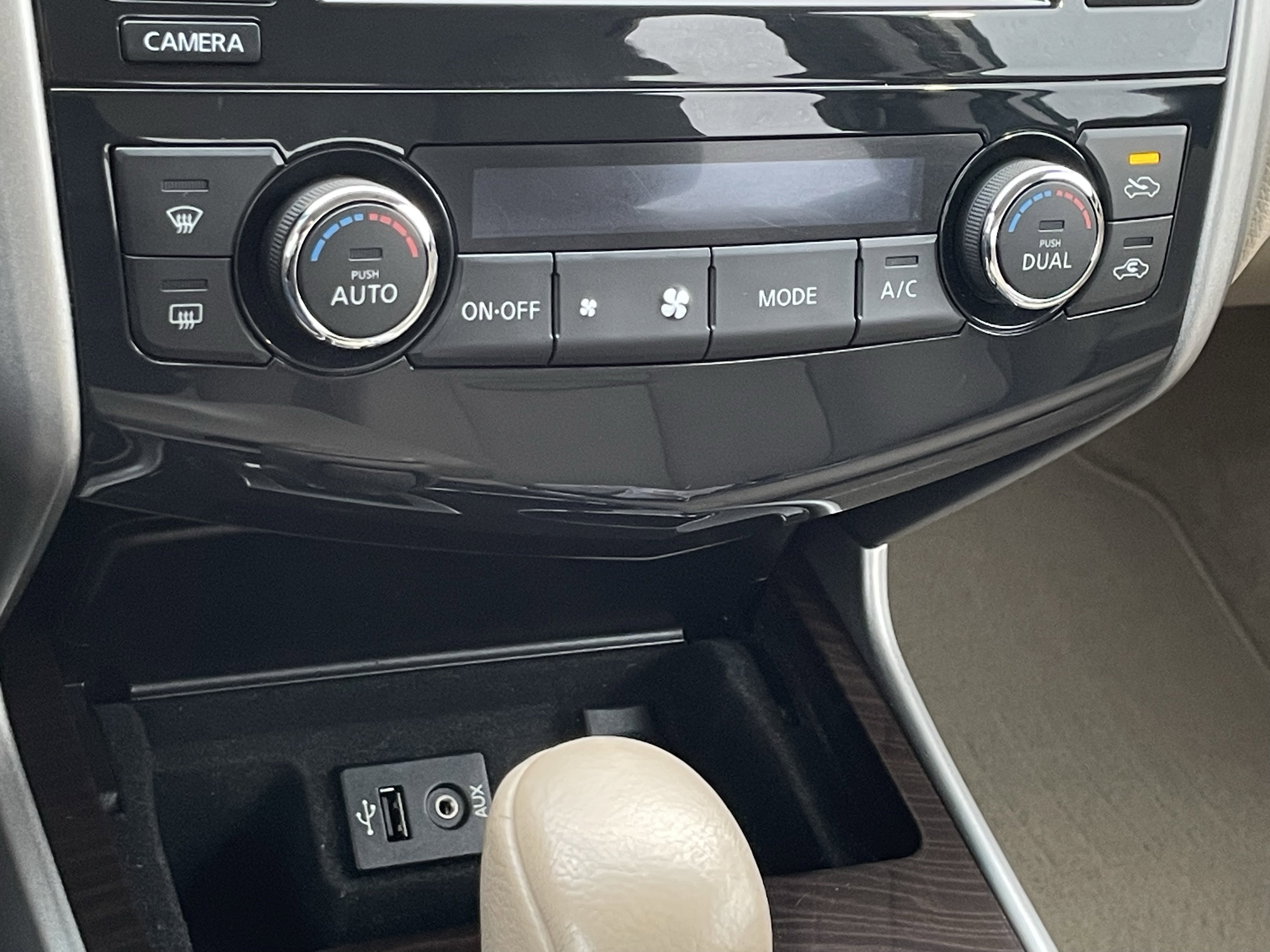 Used 2014 Nissan Altima 2.5 SL w/ Technology Package image 25