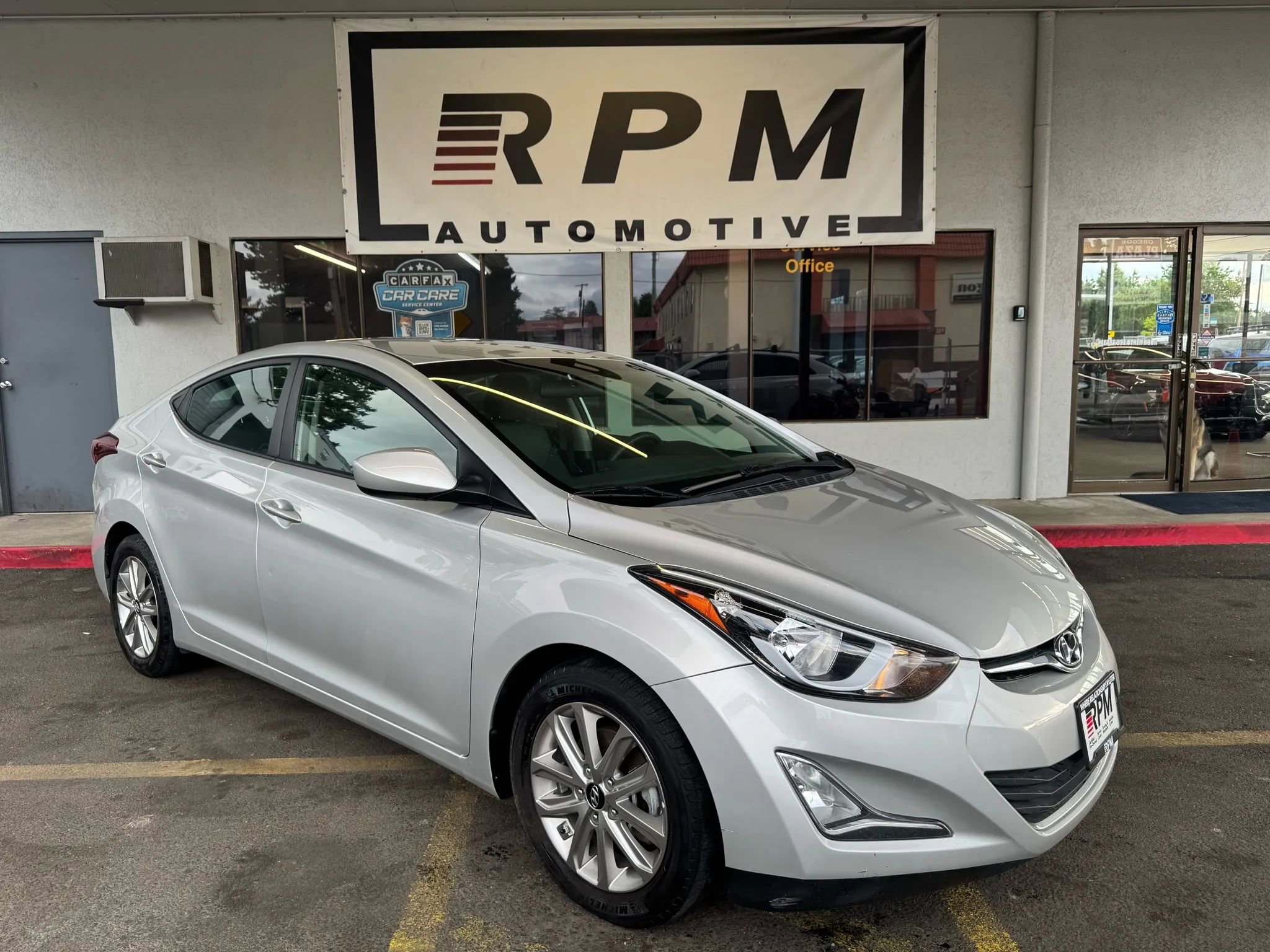 Used 2015 Hyundai Elantra SE w/ Option Group 02