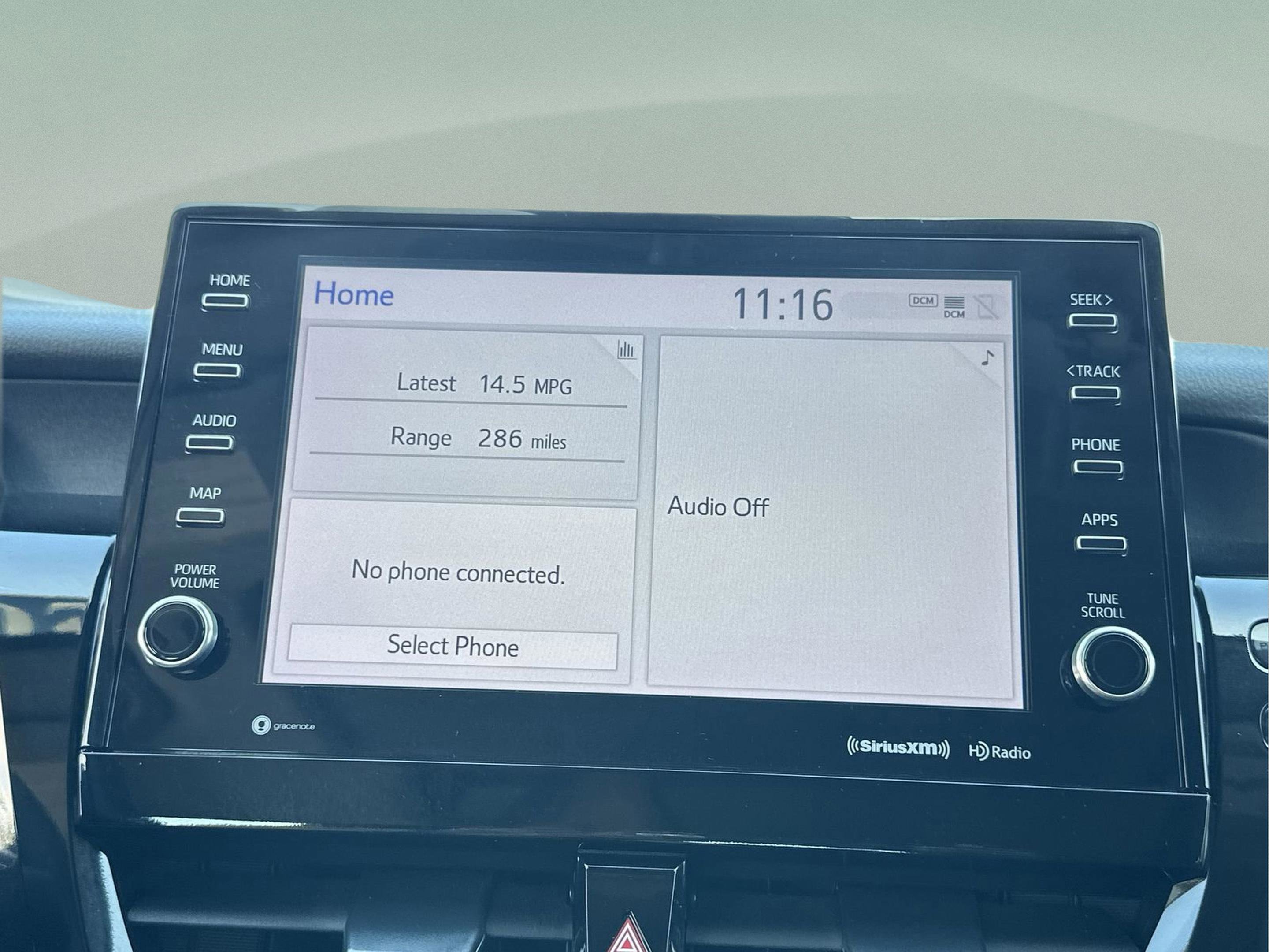 Used 2022 Toyota Camry XSE image 13