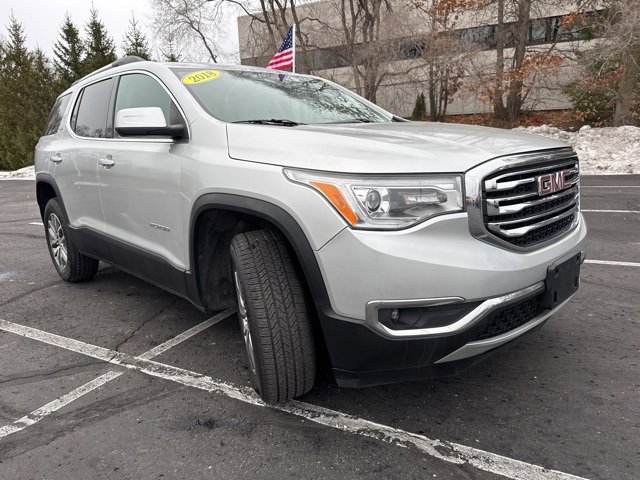 Used 2018 GMC Acadia SLE image 3