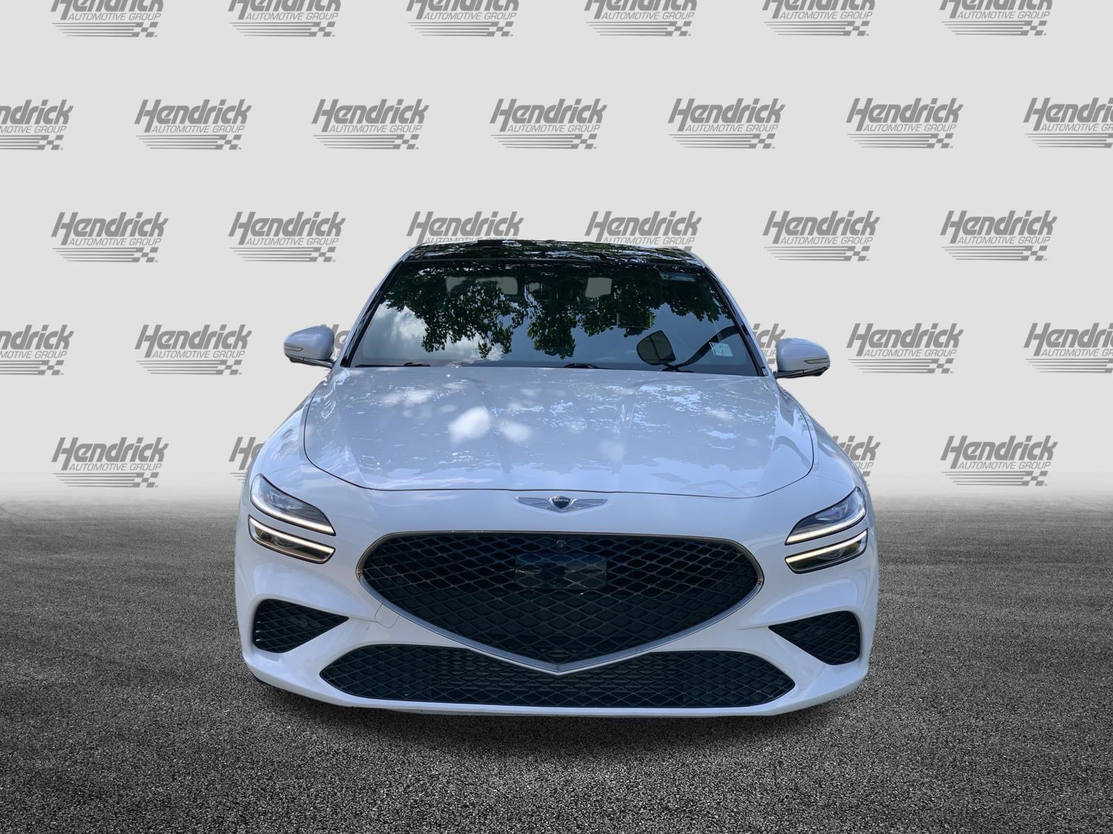 Used 2022 Genesis G70 3.3T RWD image 3
