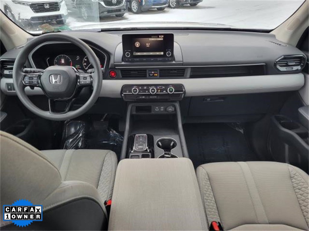 Used 2023 Honda Pilot LX image 11