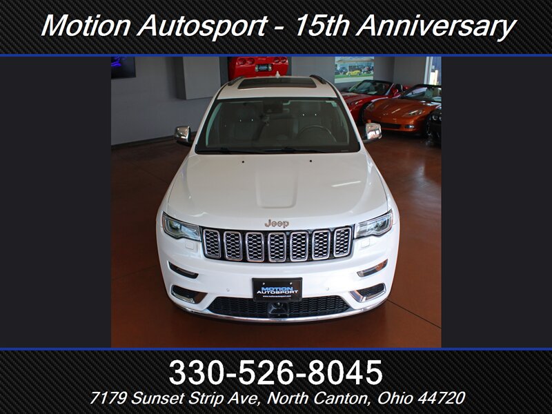 Used 2017 Jeep Grand Cherokee Summit AWD/4WD image 4