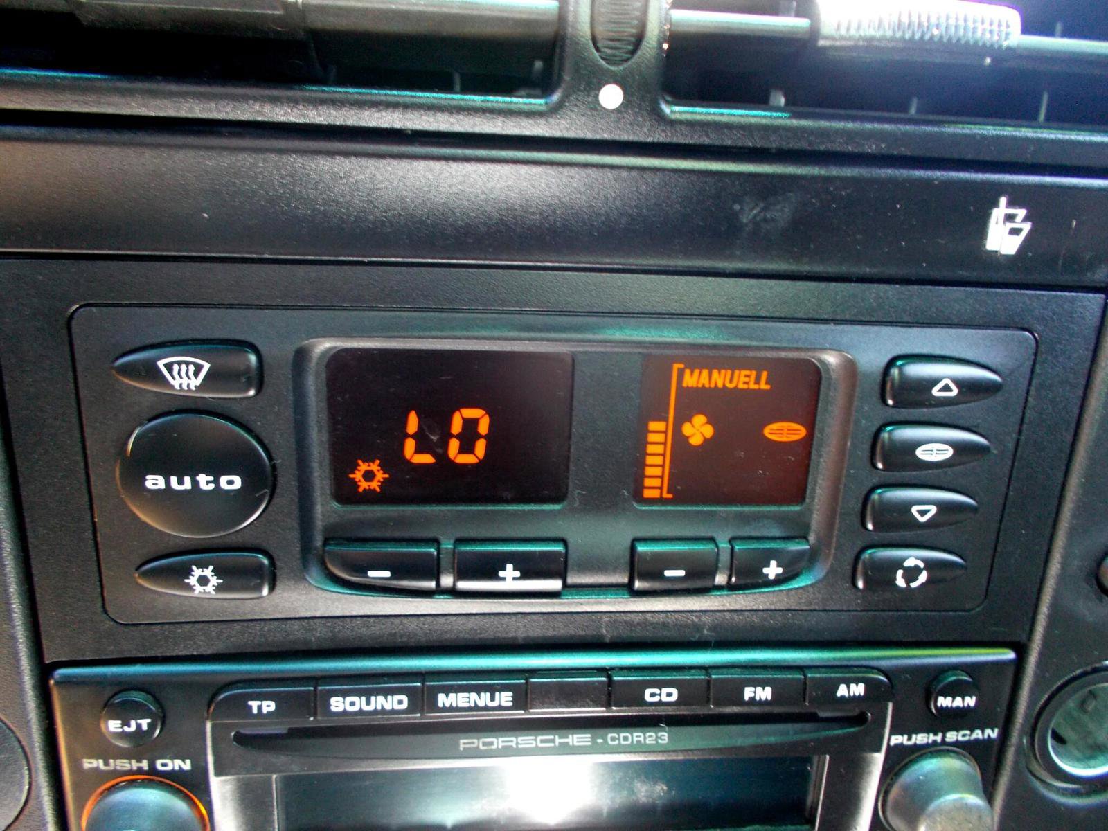 Used 2004 Porsche Boxster image 34