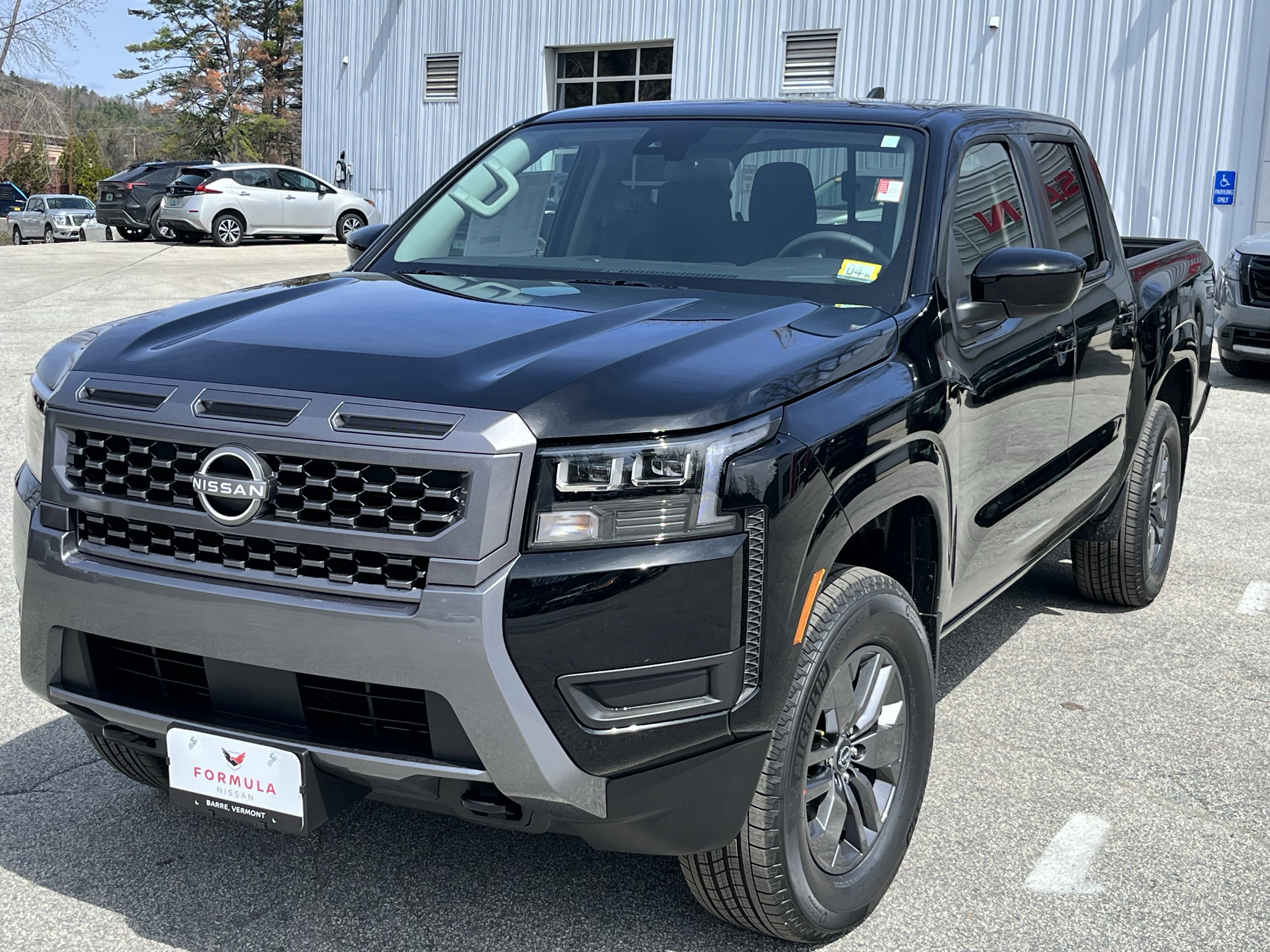 New 2026 Nissan Frontier SV image 3