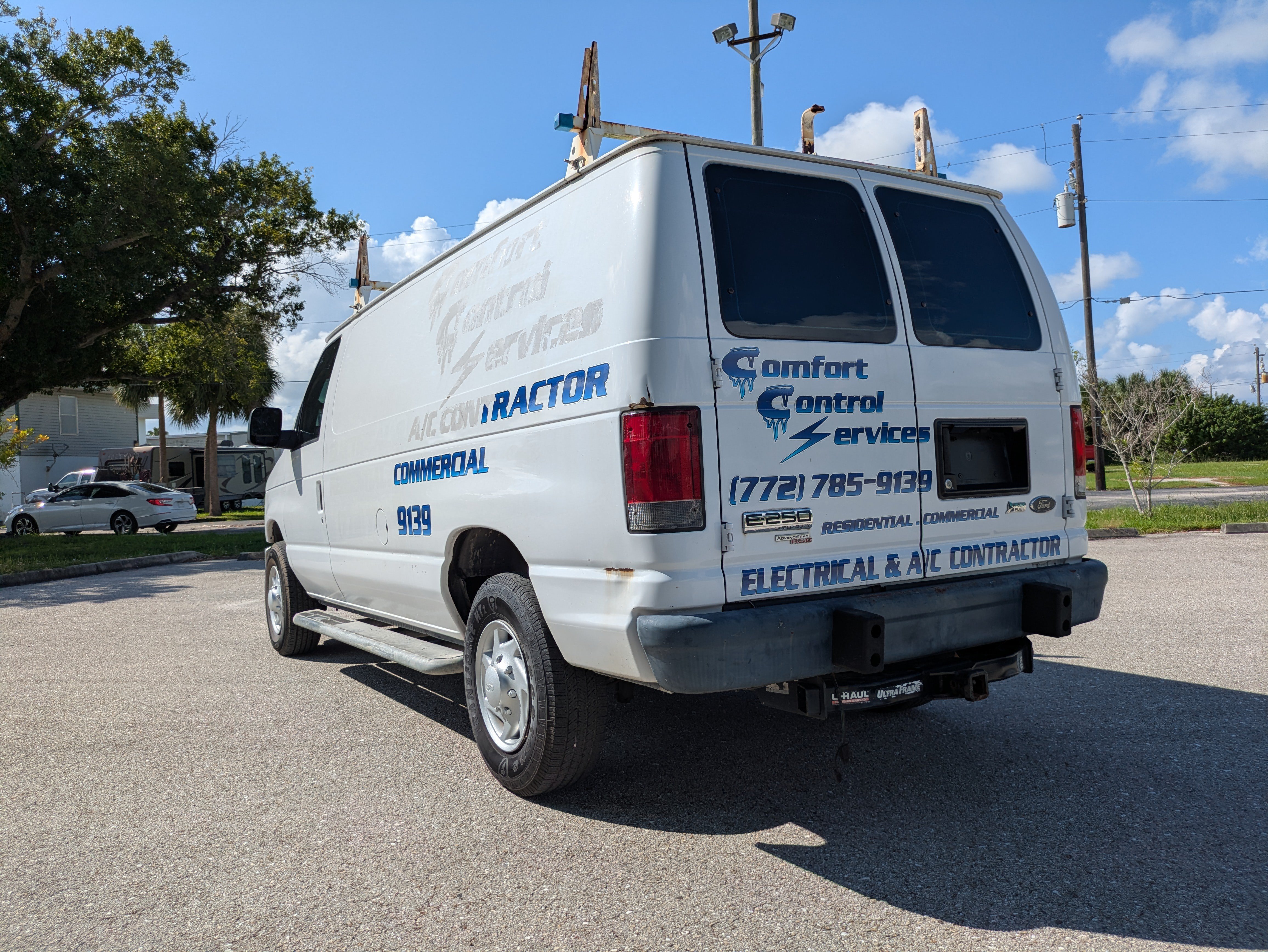 Used 2013 Ford E-250 and Econoline 250 w/ PWR Group RWD image 6