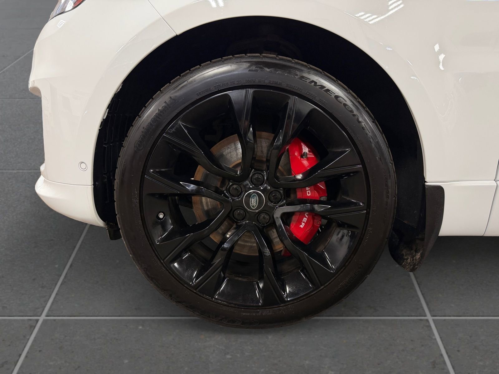 Used 2019 Land Rover Range Rover Sport HST image 14