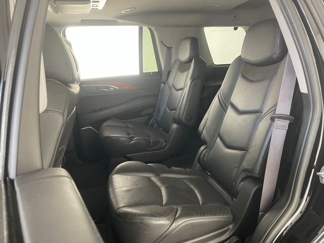 Used 2015 Cadillac Escalade Premium image 44