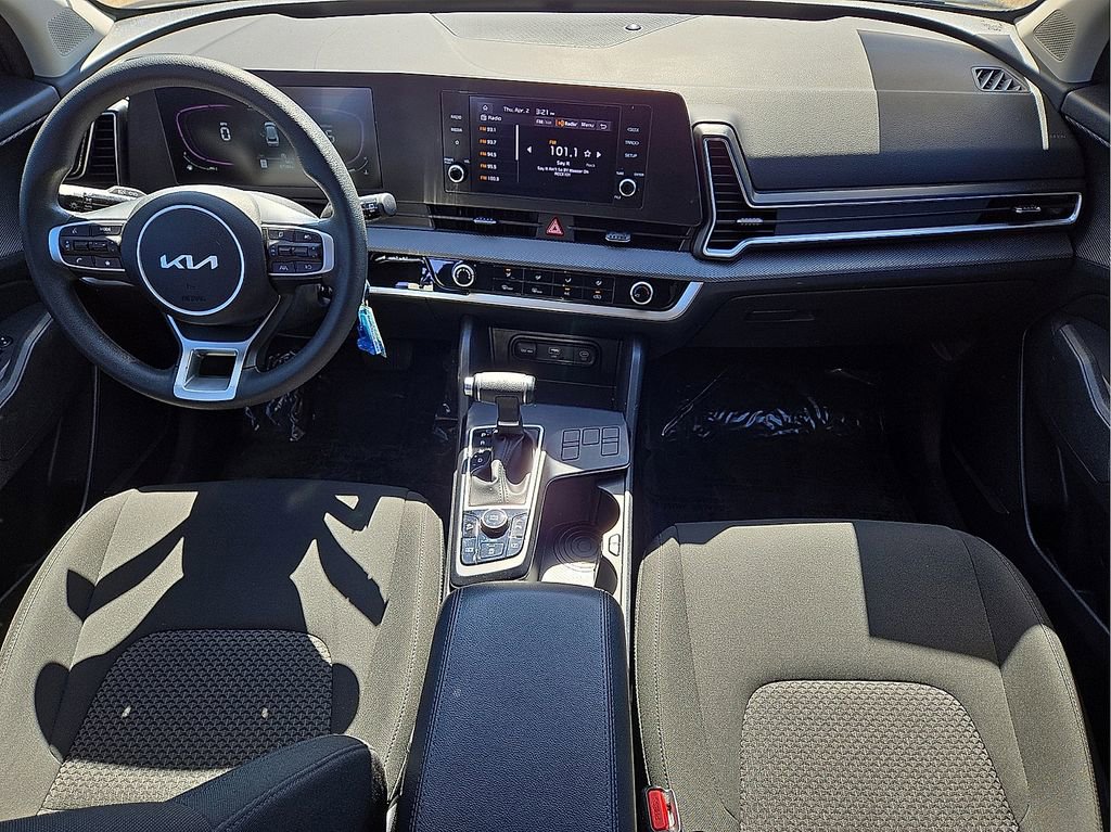 Used 2024 Kia Sportage LX image 15