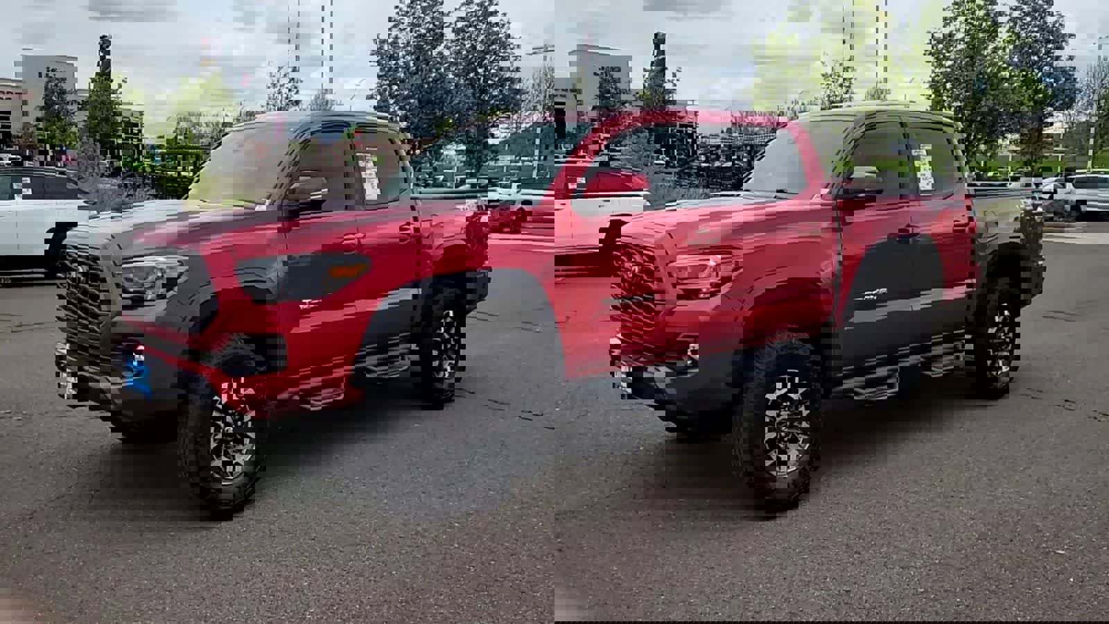 Used 2022 Toyota Tacoma TRD Off-Road w/ Technology Package image 4