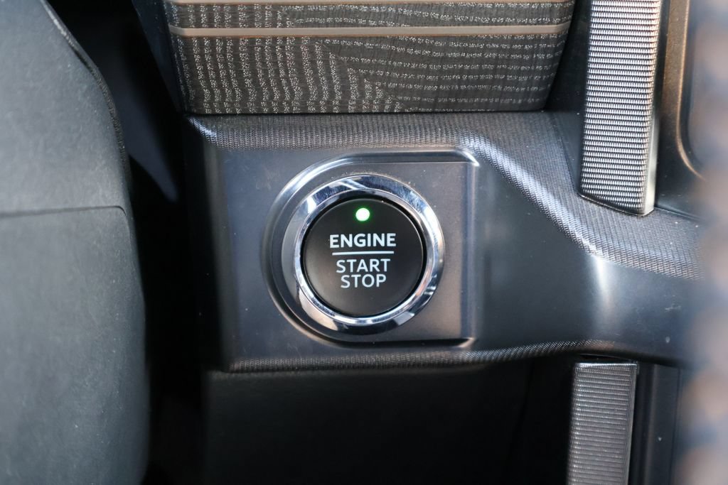 Certified 2023 Ford F150 Platinum w/ Equipment Group 701A High AWD/4WD image 12
