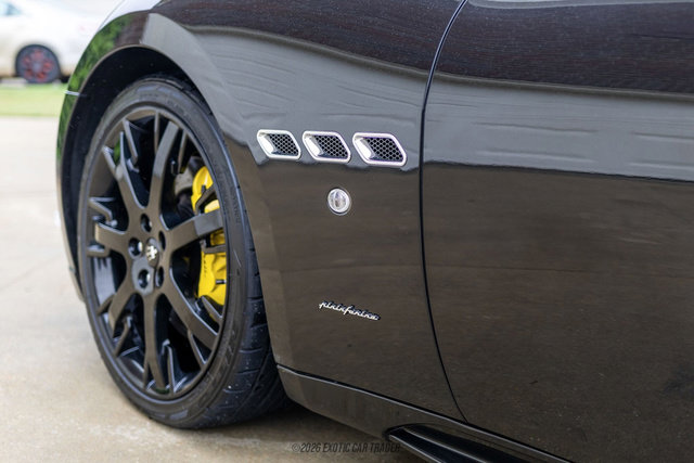 Used 2011 Maserati GranTurismo S RWD image 82