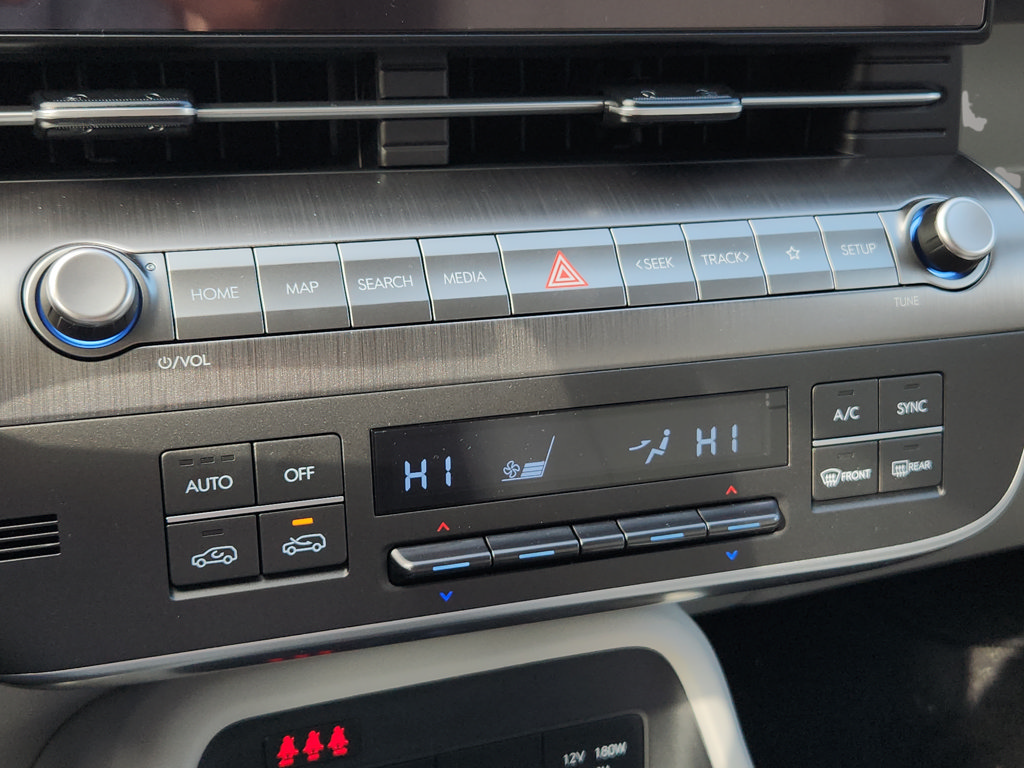 New 2026 Hyundai Kona SEL Sport AWD/4WD image 32