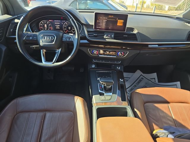 Used 2018 Audi Q5 2.0T Premium Plus w/ Premium Plus Package image 14