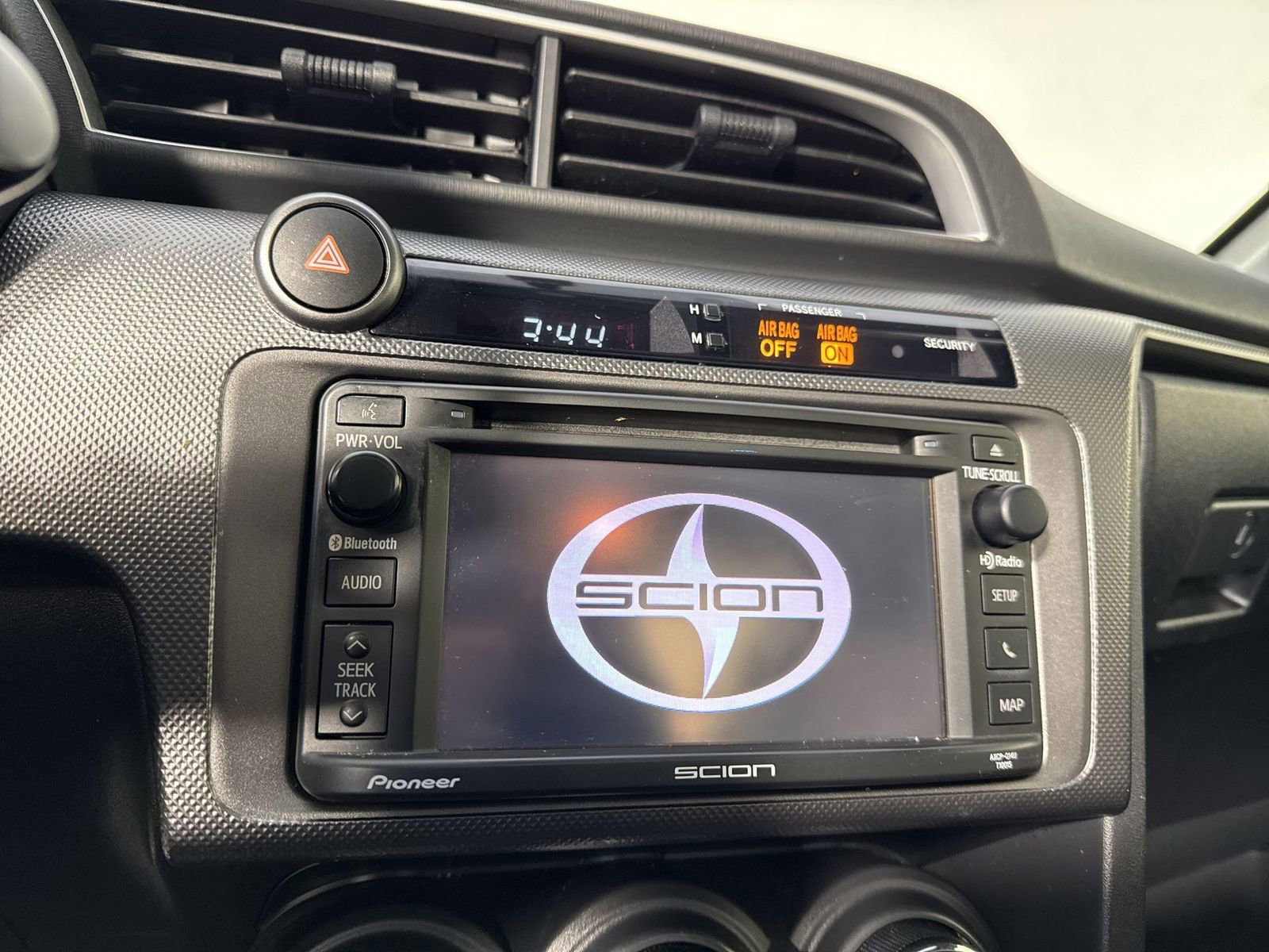 Used 2015 Scion tC image 6