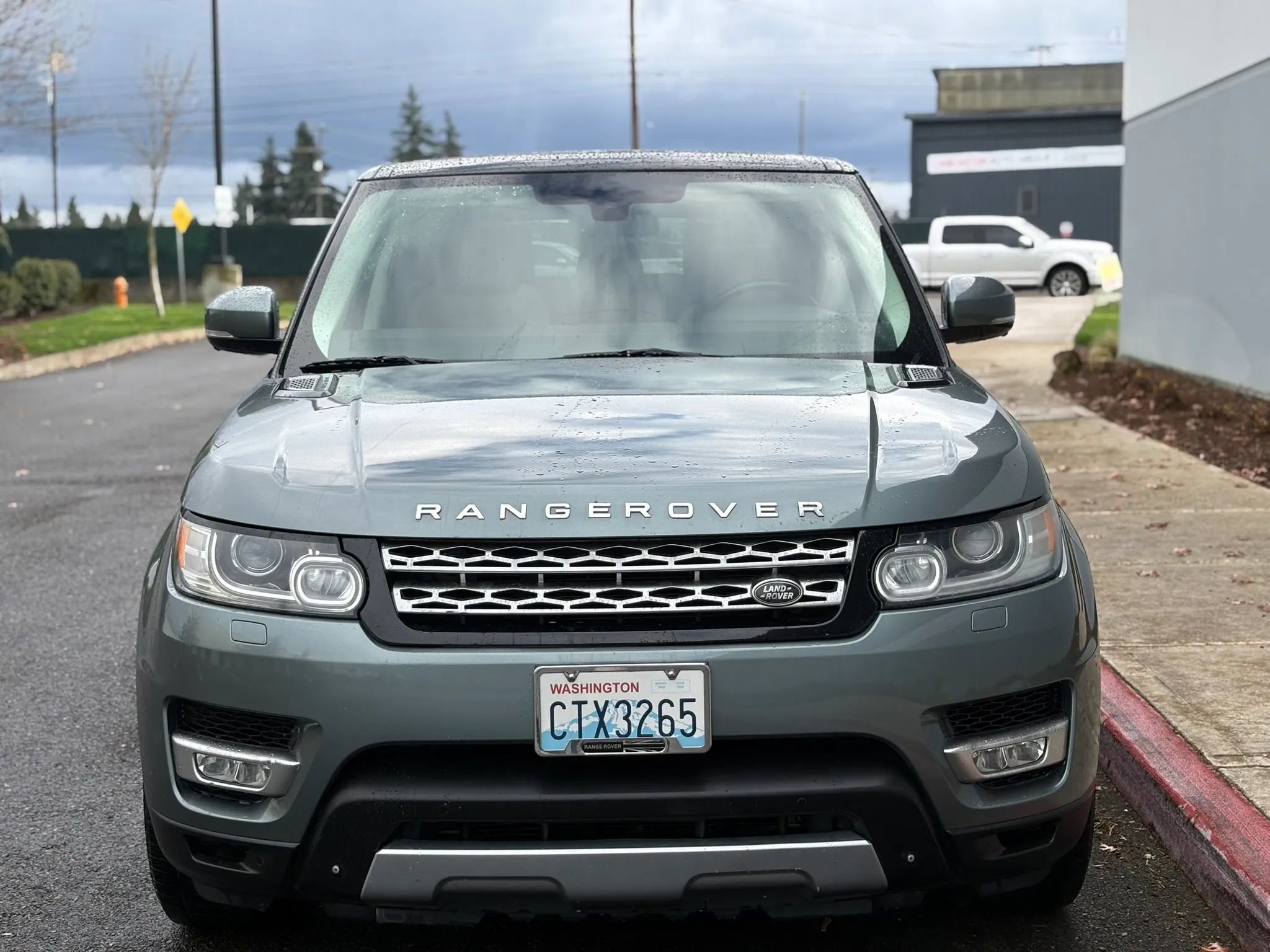 Used 2014 Land Rover Range Rover Sport Supercharged image 9