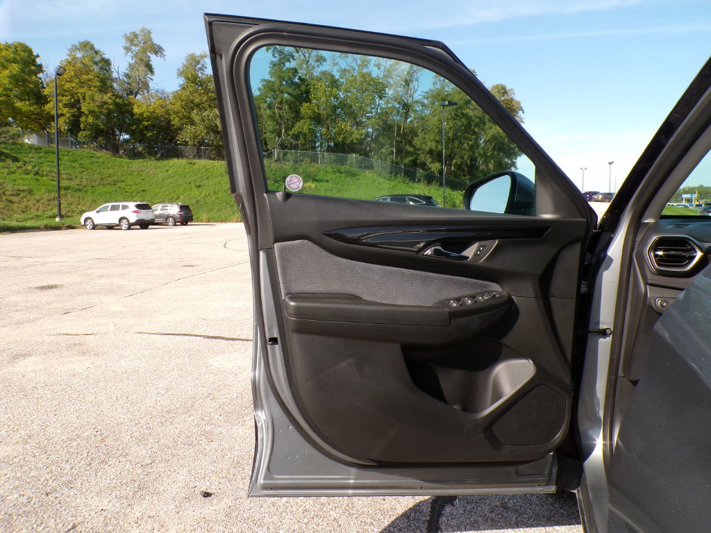 Used 2025 Chevrolet TrailBlazer LT AWD/4WD image 22