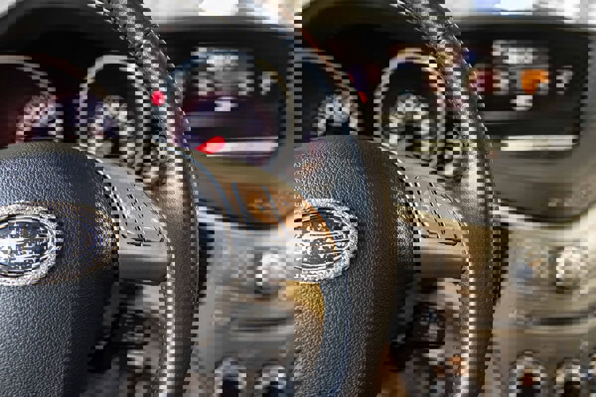 Used 2010 Subaru Tribeca Limited image 28