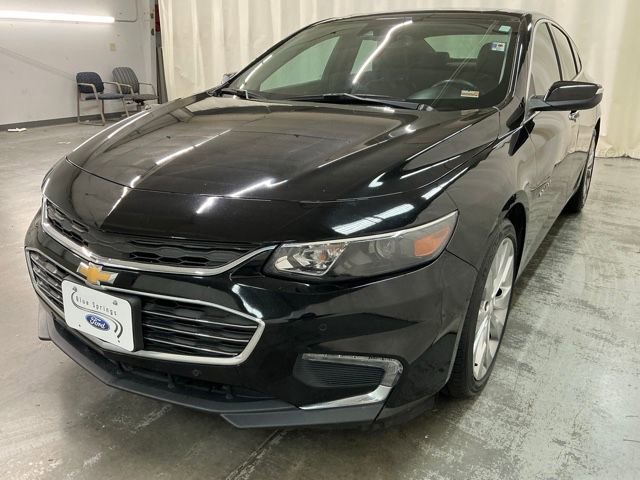 Used 2018 Chevrolet Malibu Premier w/ Premier Sun and Wheel Package image 8