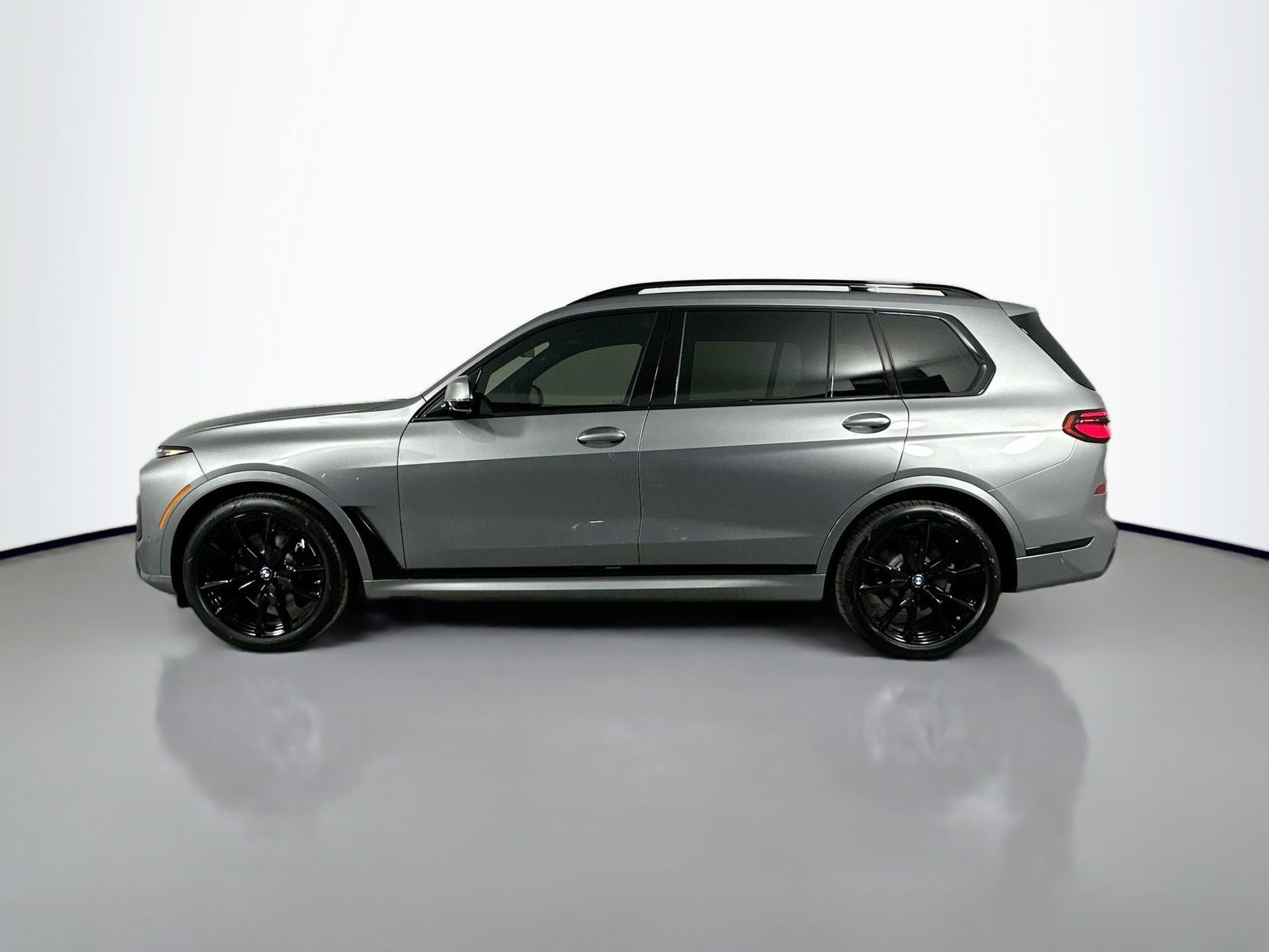 New 2026 BMW X7 xDrive40i image 8