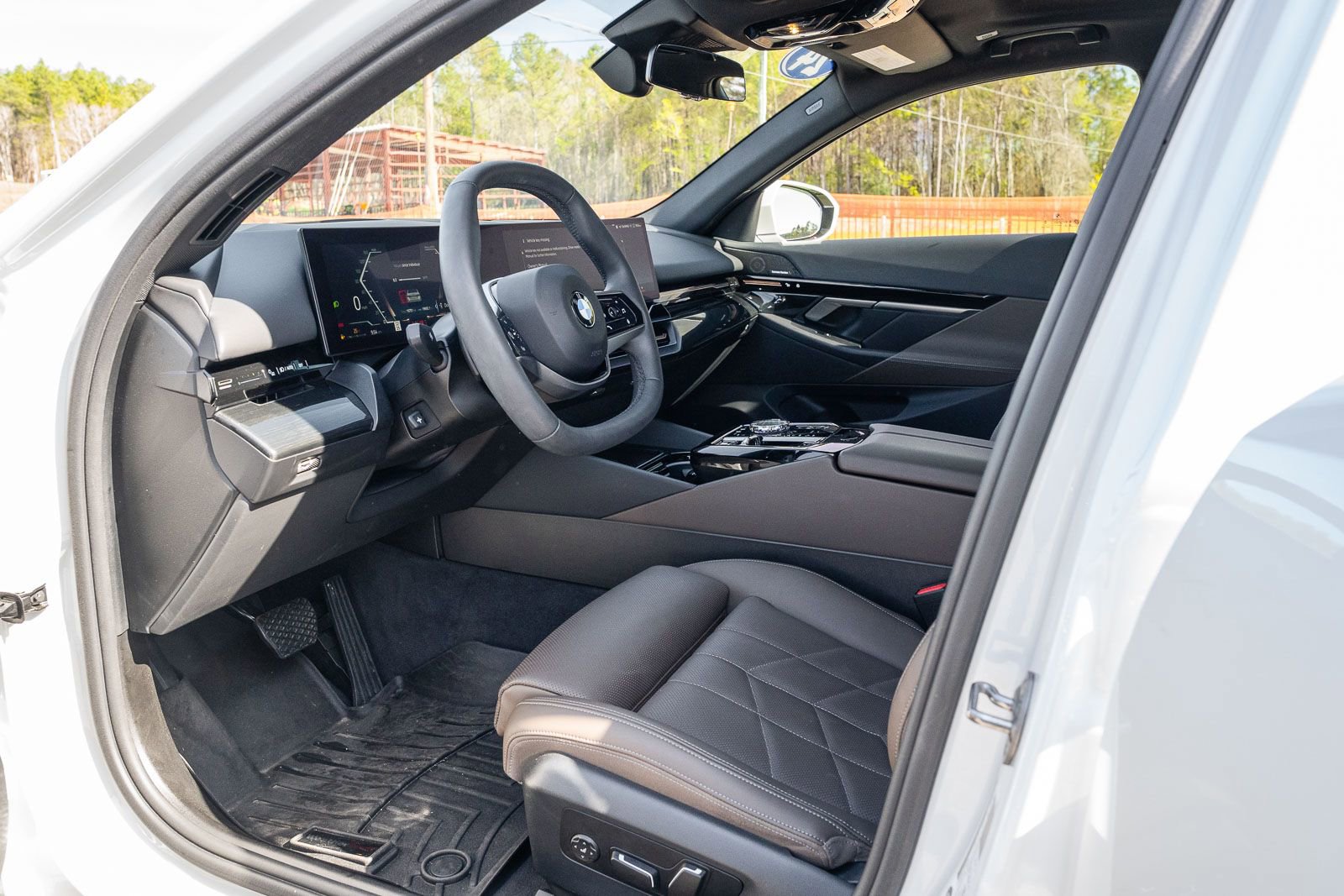 Used 2024 BMW 530i w/ Executive Package RWD image 17