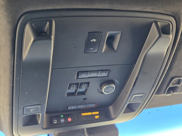 Used 2019 Cadillac Escalade Platinum image 33