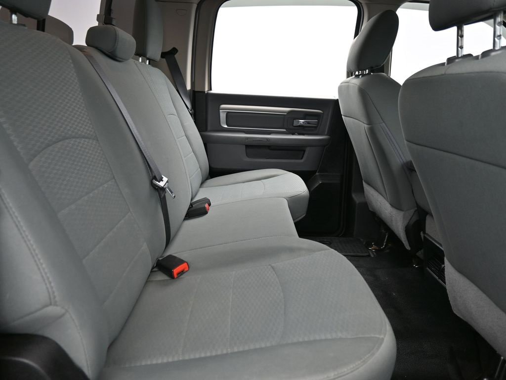 Used 2019 RAM 1500 Classic SLT image 15