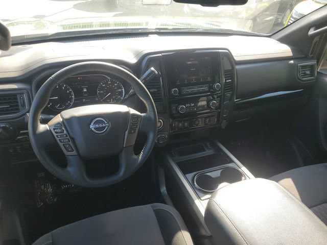 Used 2024 Nissan Titan SV w/ SV Bronze Edition Package AWD/4WD image 10