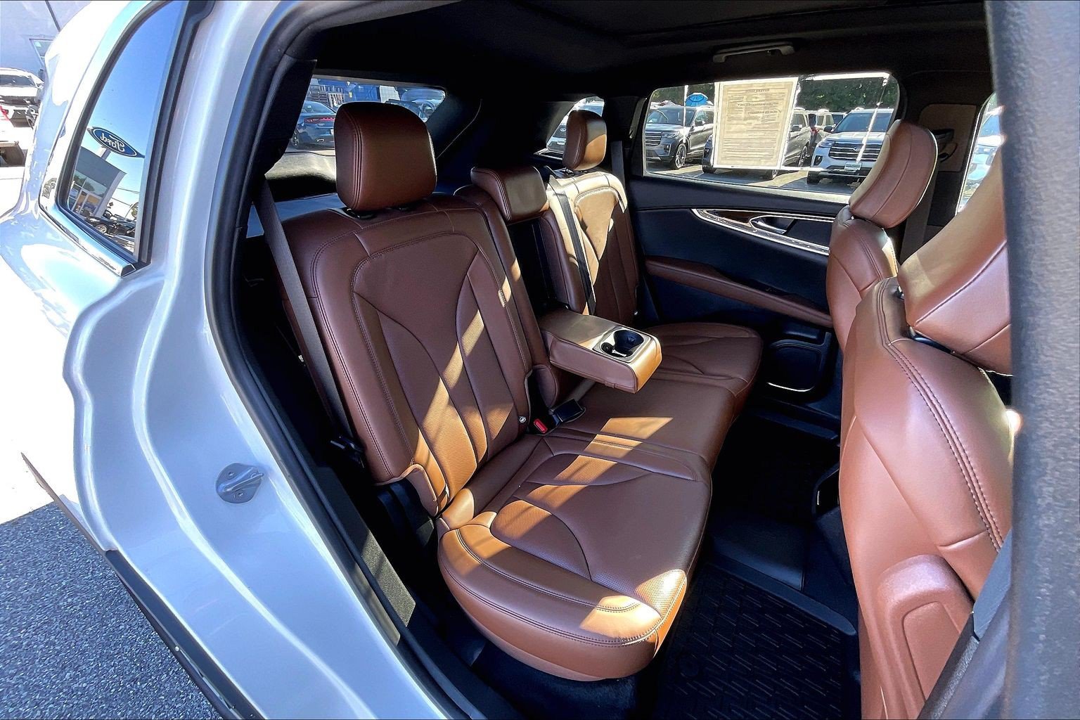 Used 2022 Lincoln Nautilus Reserve AWD/4WD image 27