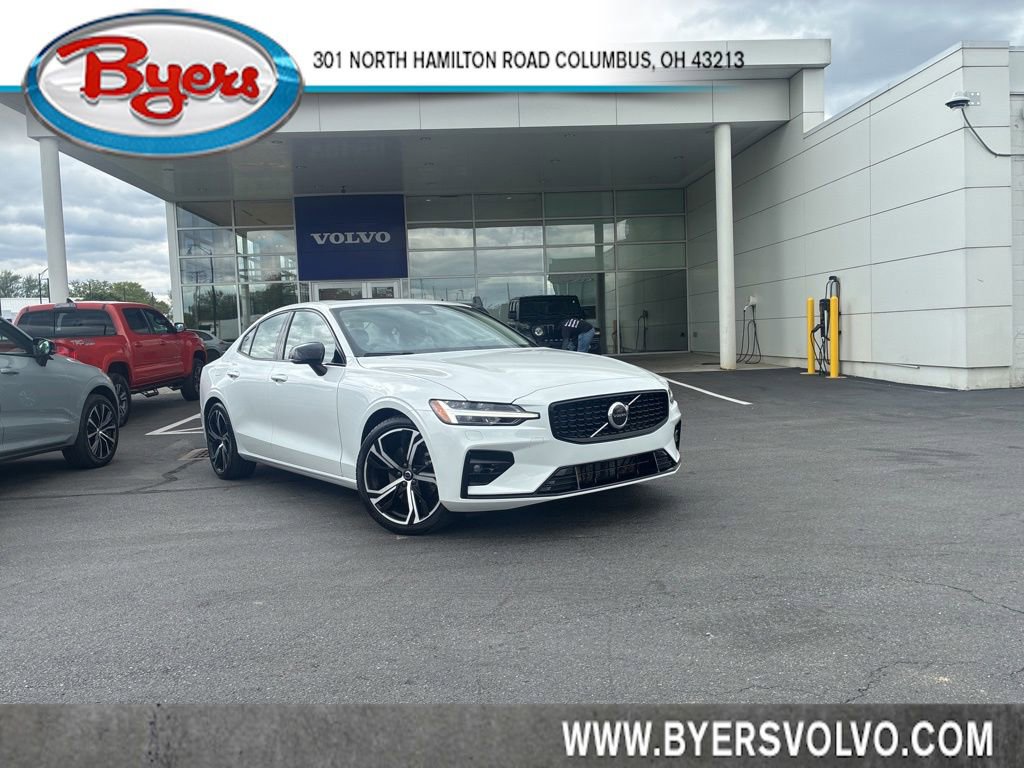 Used 2023 Volvo S60 B5 Core w/ Climate Package FWD image 1
